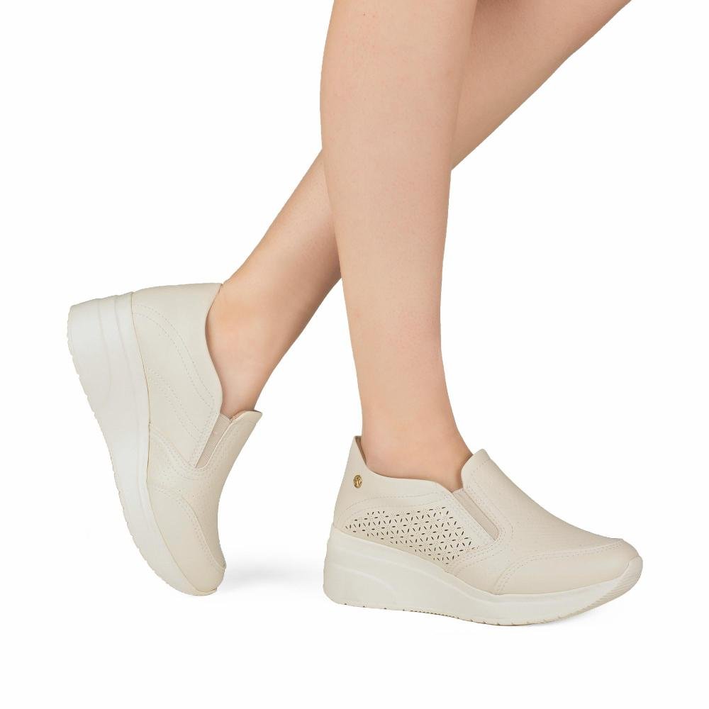 Tênis Kolosh Upper Slip On Feminino C4641 Bege Claro 2