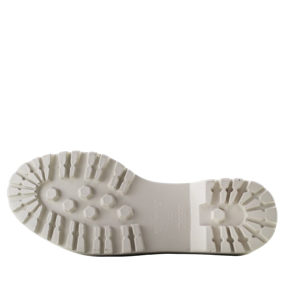 Bota Feminina Cano Curto Salto Tratorado Sarah Calçados 4030 Branco 5