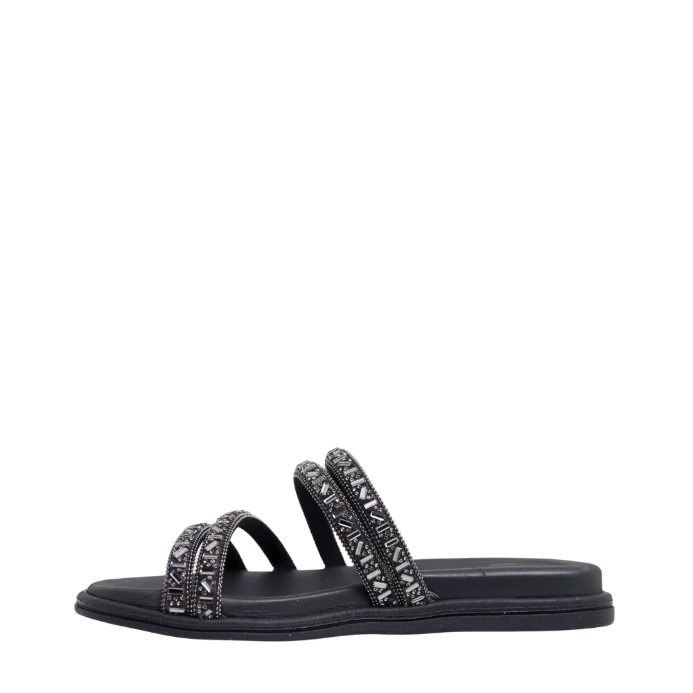 Sandália Papete Feminina Tiras em Strass Beira Rio 8488.125 Preto 3