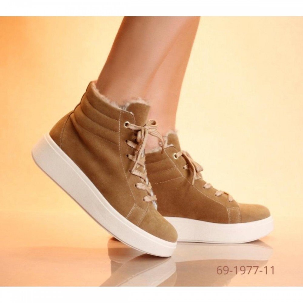 Bota Quiz 69-1977-11 Abotinado Forrado Lã Pelinho Feminino Bege 3