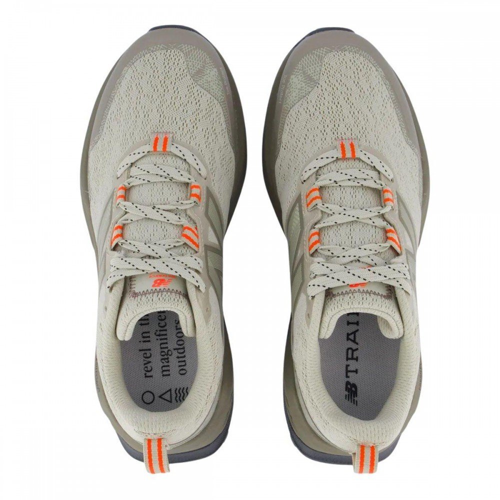 Tenis New Balance Fresh Foam Garoe V2 Wtgarou2 Feminino Bege 4