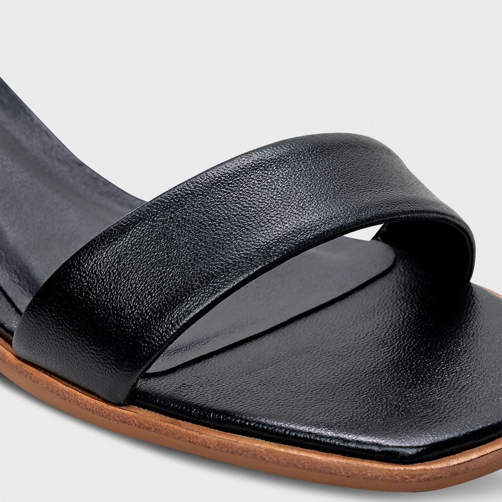 Sandália clássica Carrano 749004 Preto 4