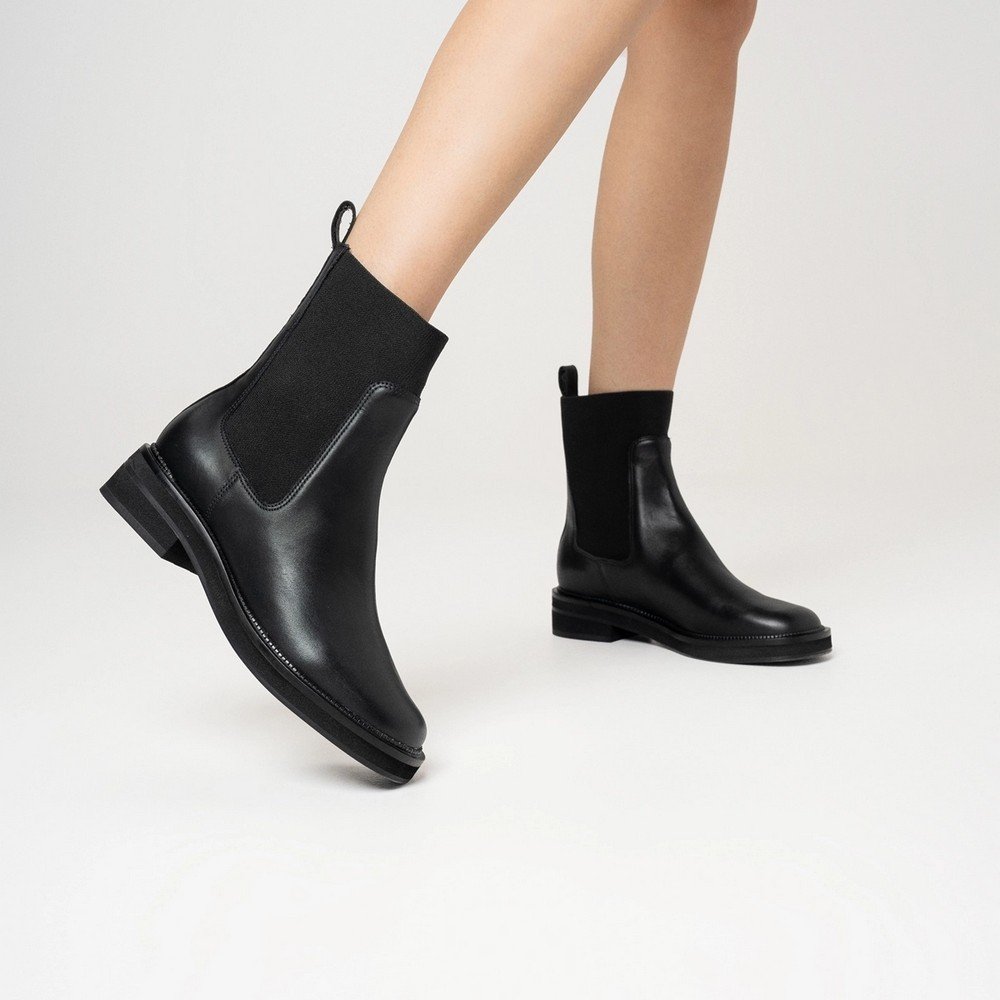 Bota Chelsea Carrano 844004 Preto 5