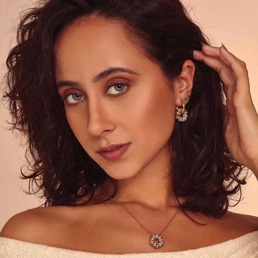 Brinco Feminino Elo Cravejado Party On Branco 2