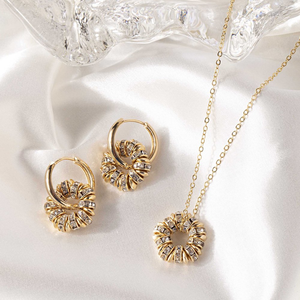 Brinco Feminino Elo Cravejado Party On Branco 3