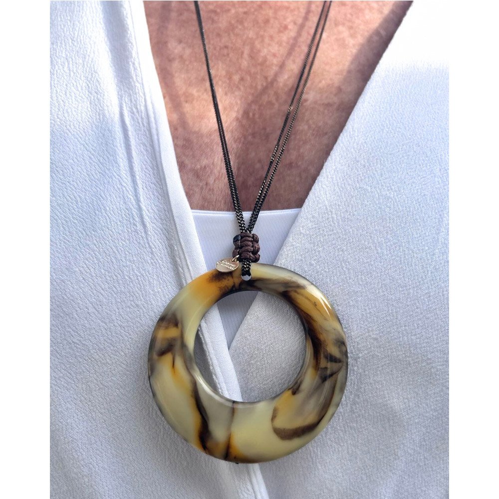 Colar Feminino Longo Resina Marmorizada Preto 4