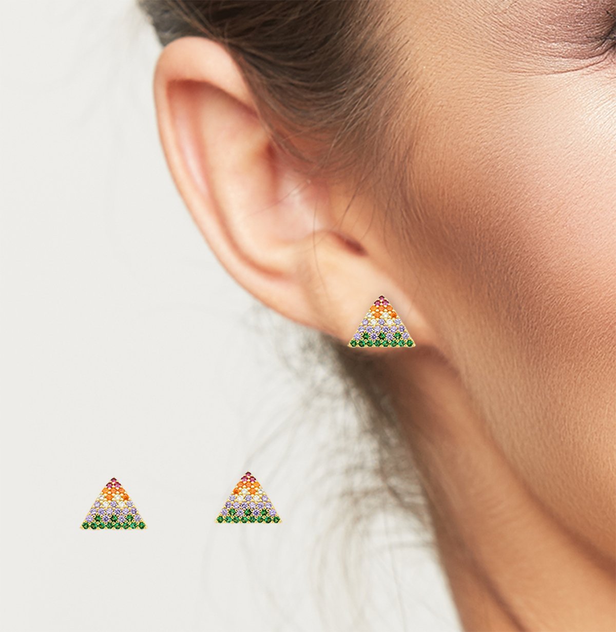 Brinco Triangulo brilhoso Colorido Banhado a Ouro 18k Multicores 2