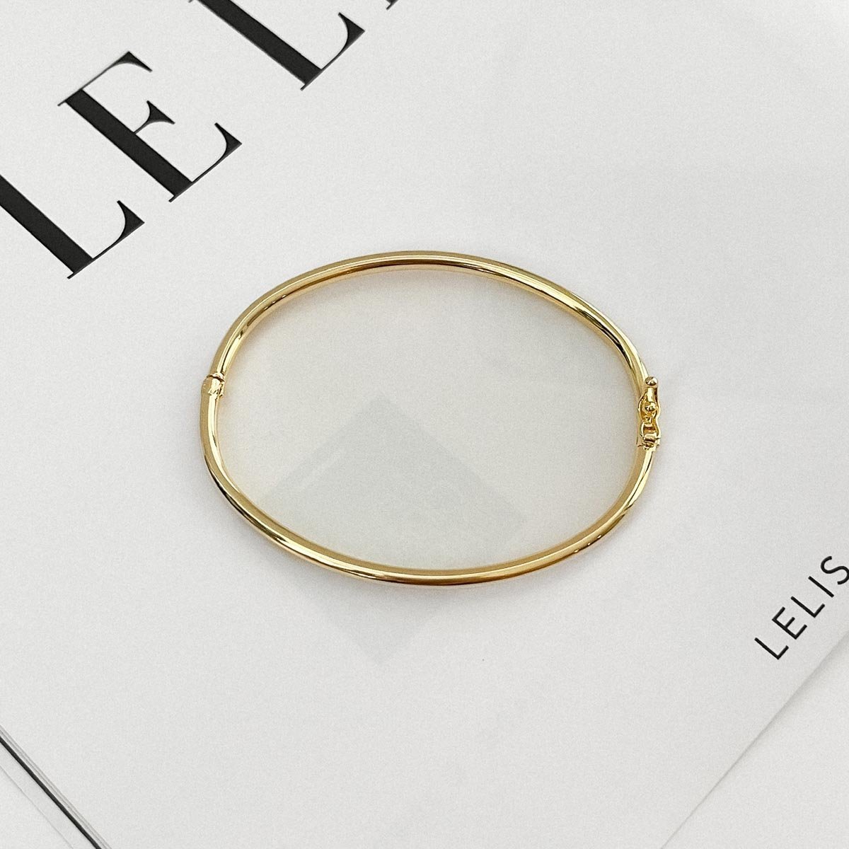 Bracelete liso Oval com Fecho Banhado a Ouro 18k Dourado 2