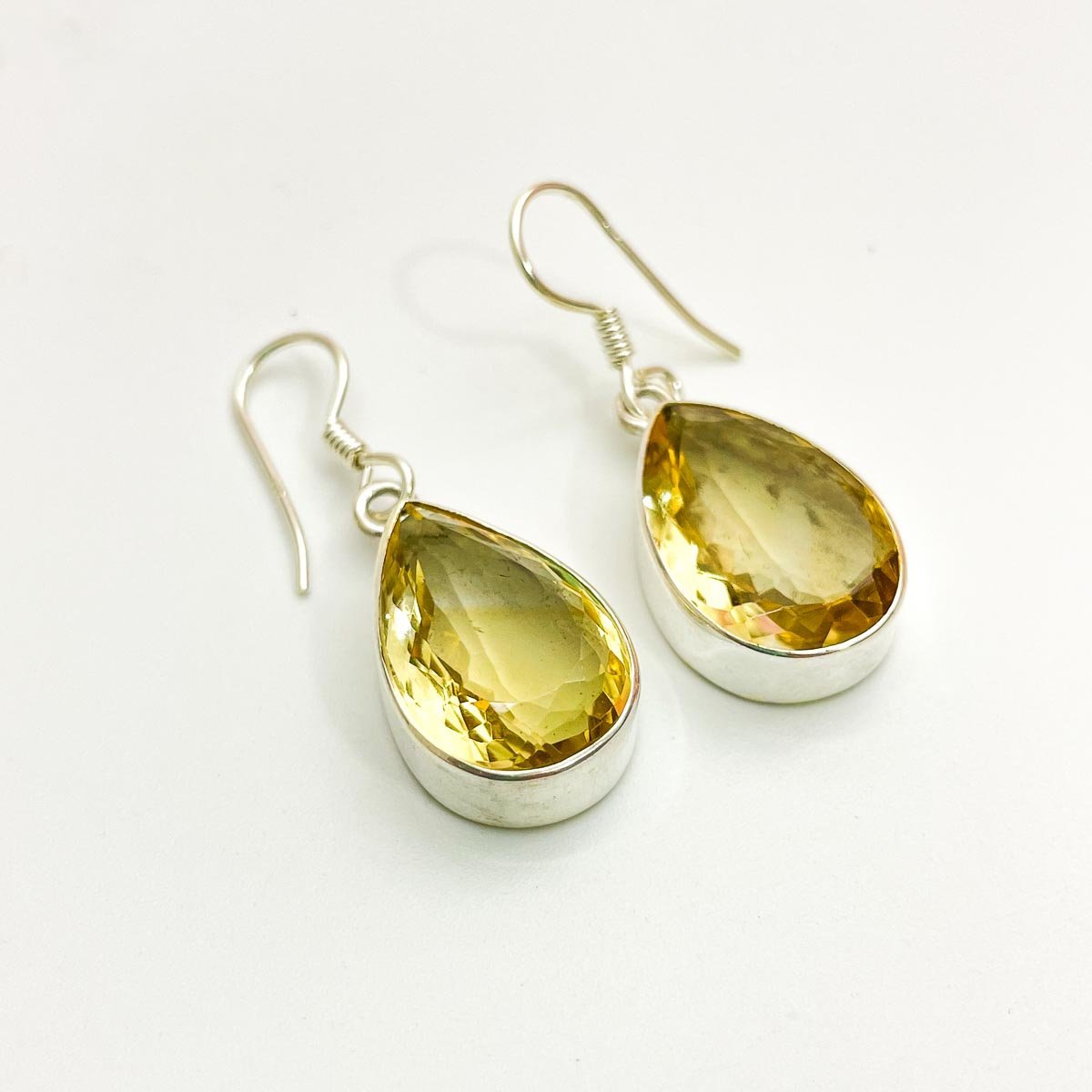 Brinco Gancho Topázio  Gota Prata 925 Verde 2