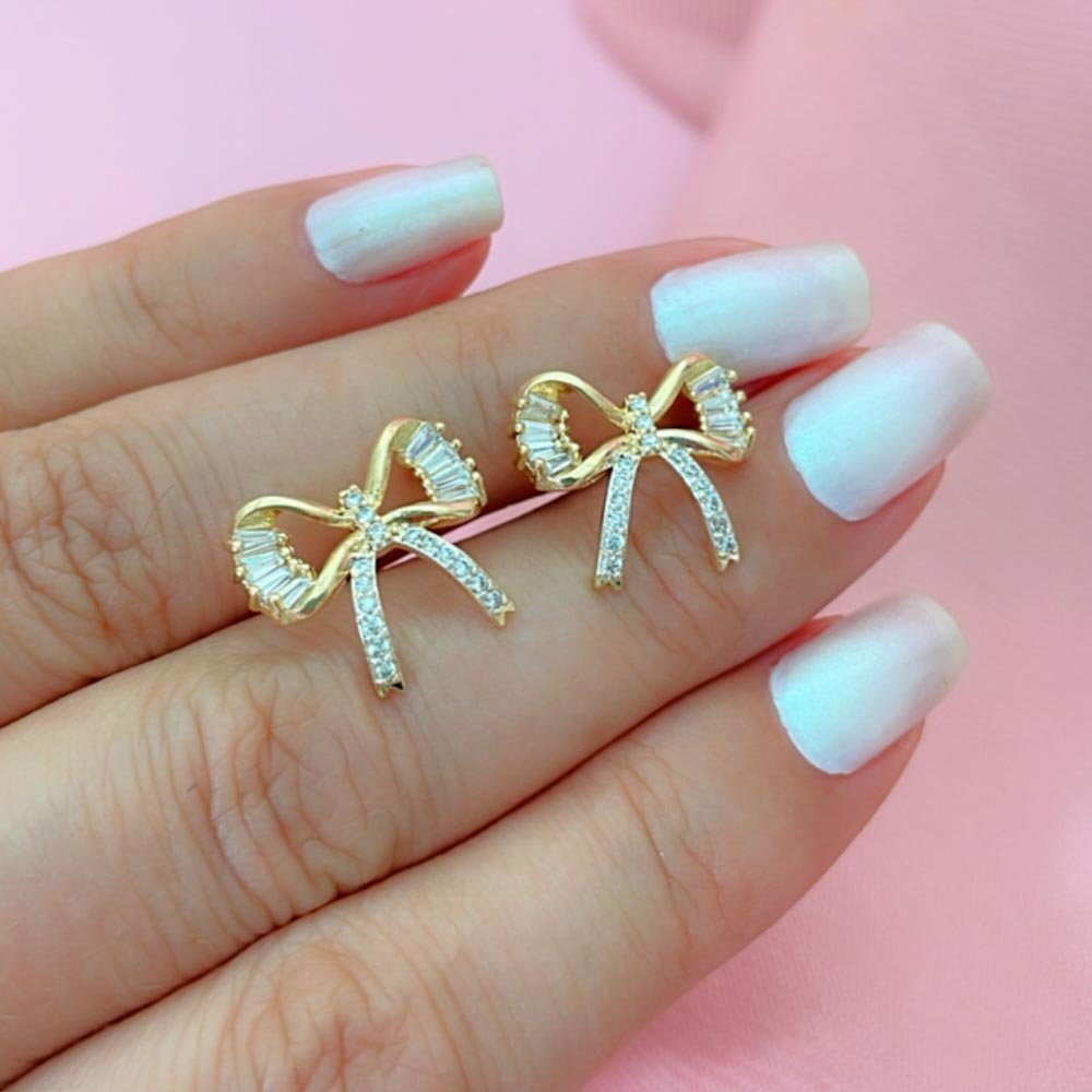 Brinco Laço Cravejado  Banhado a Ouro 18k Dourado 2