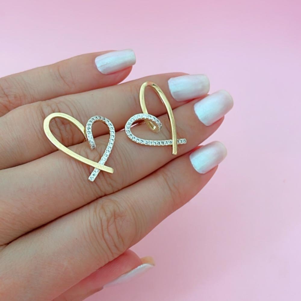 Brinco Coração Torcido Cravejado Banhado a Ouro 18k Dourado 2