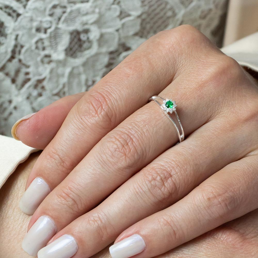 Anel Feminino Prata 925 Solitário Verde – Joia de Formatura Elegante Prata/Verde 2