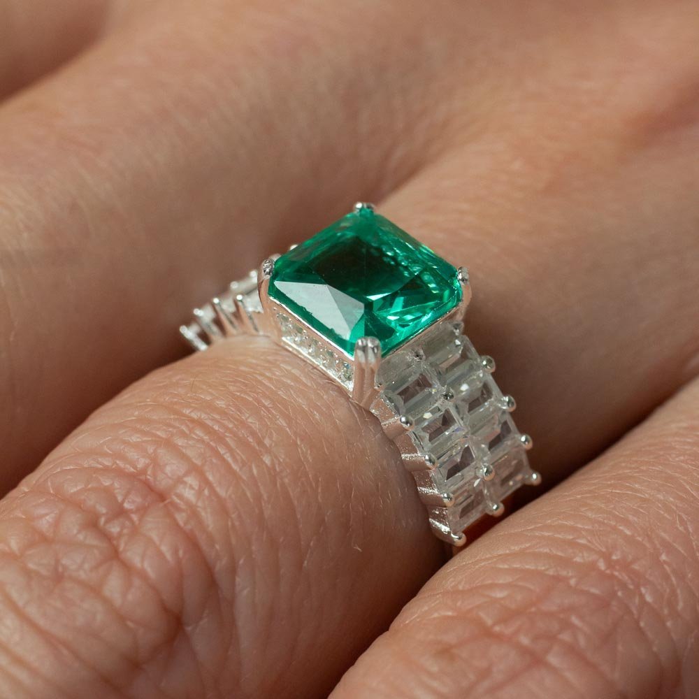 Anel Solitário Largo com Zircônio Verde Clara Prata 925 Prata/Verde 3