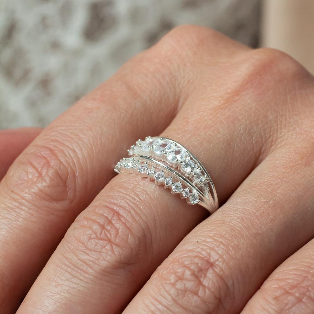 Anel Elegante com Zirconias Cristais Prata 925 Prata 3