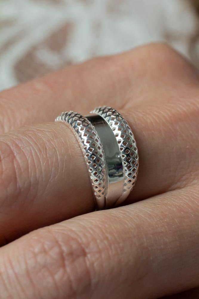 Anel Linhas Trabalhadas e Linha polida Prata 925 Prata 3