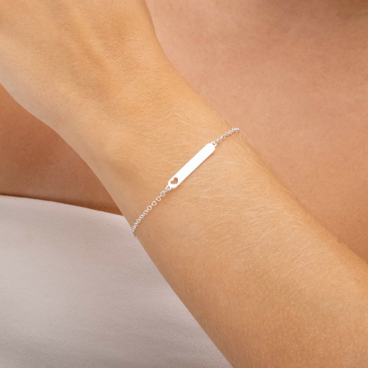 Pulseira Chapinha Infantil com coração Vazado Prata 925 Prata 2