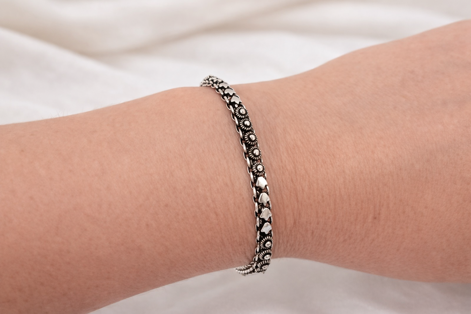 Pulseira Pikun 01 Fileira 4mm Feminina Prata de Bali 925 Prata 3