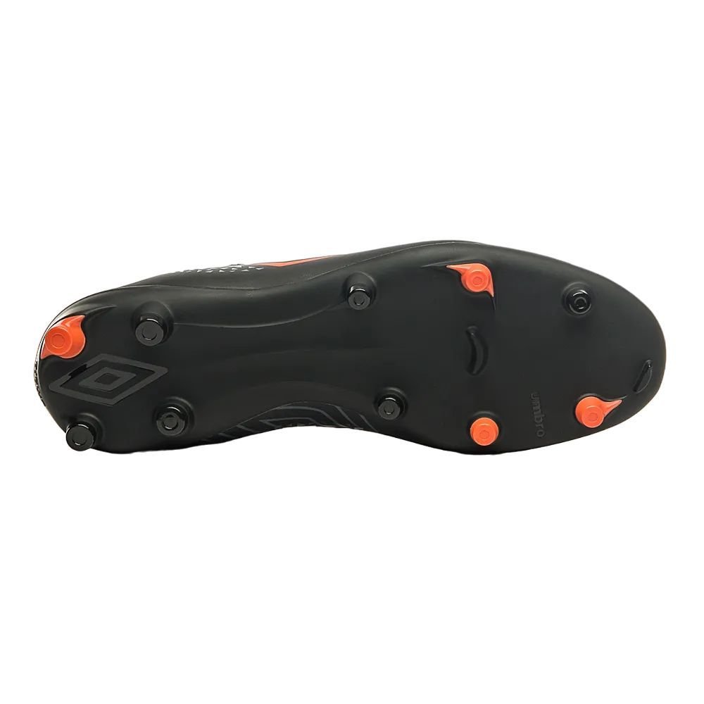 Chuteira Umbro Campo Adamant Club Masculina U01FB076-106 Preto