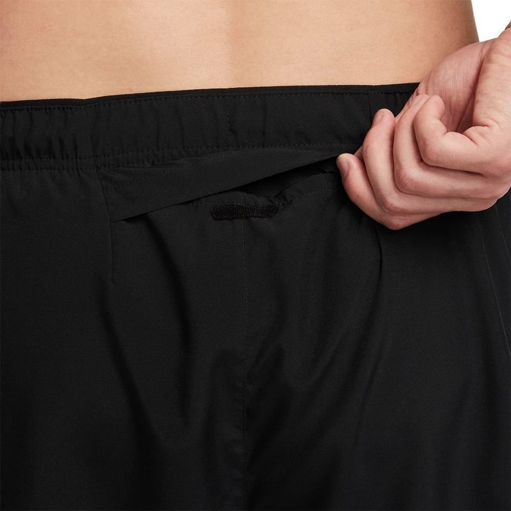 Bermuda Nike Dri-Fit Challenger Masculina DV9344-010 Preto 6