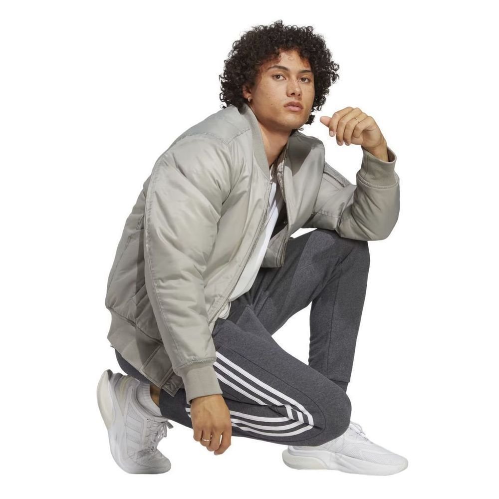 Calça Adidas Essentials 3-Stripes Masculina IC9408 Cinza 4