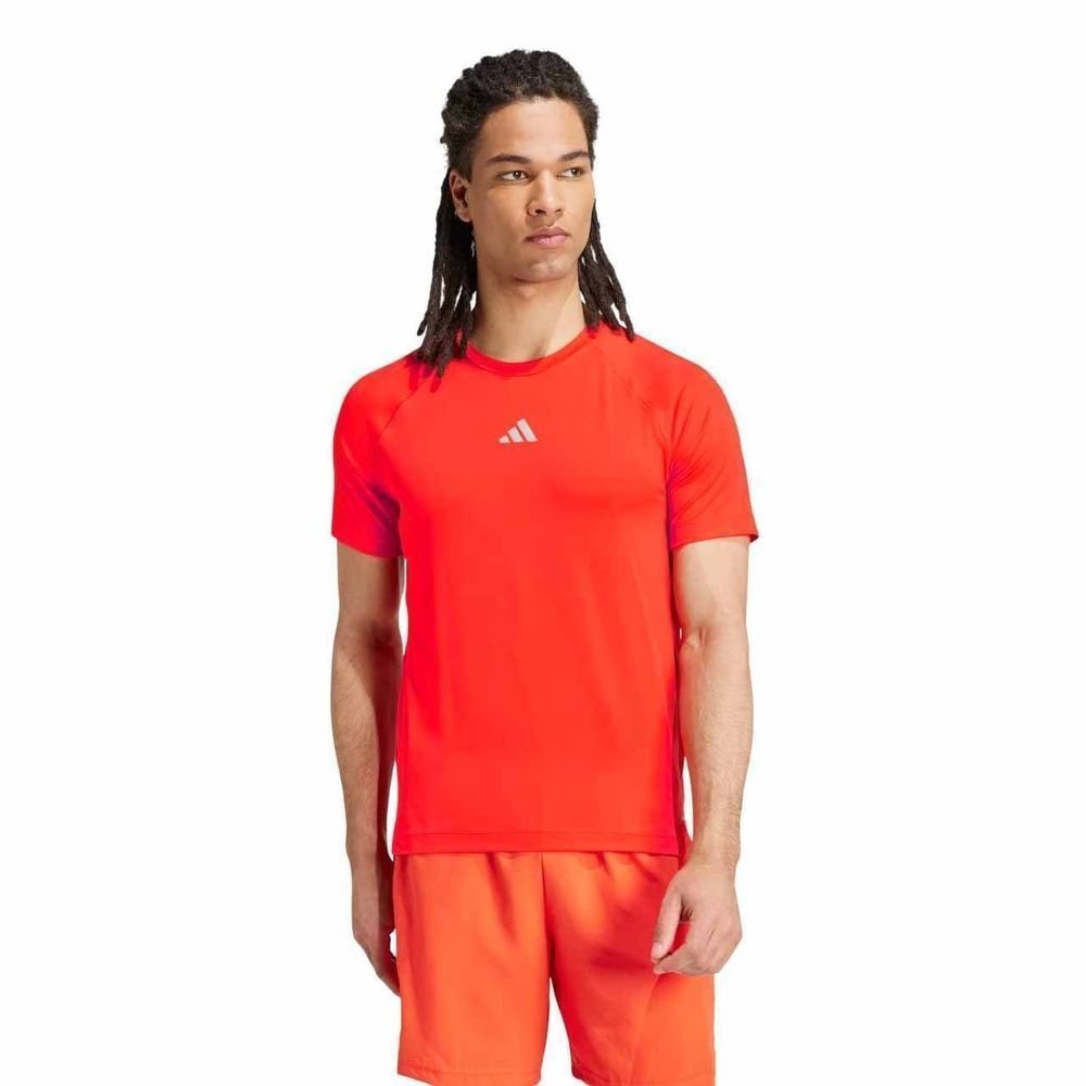 Camiseta Adidas M/C Treino Gym Masculina IW8373 Vermelho/Cinza 2