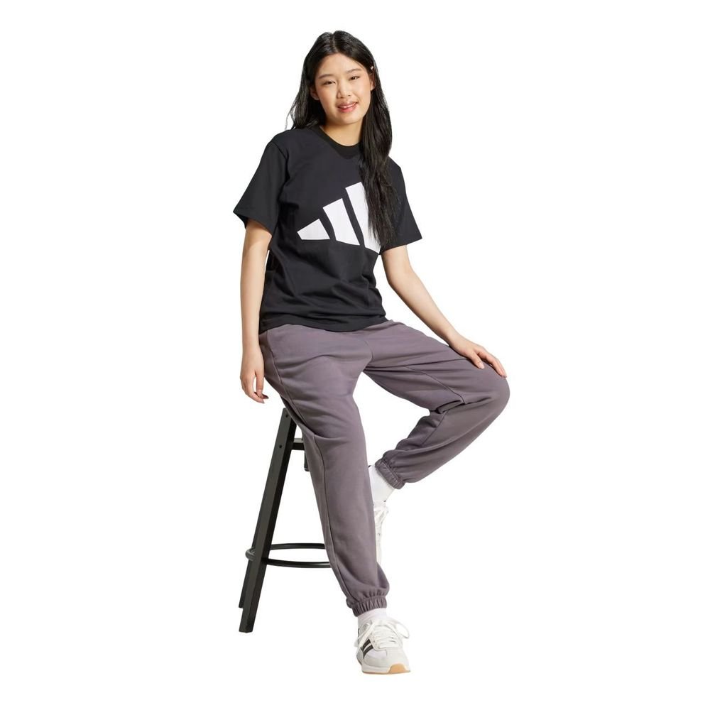 Camiseta Adidas M/C Essentials Big Logo Feminina JC5724 Preto 4