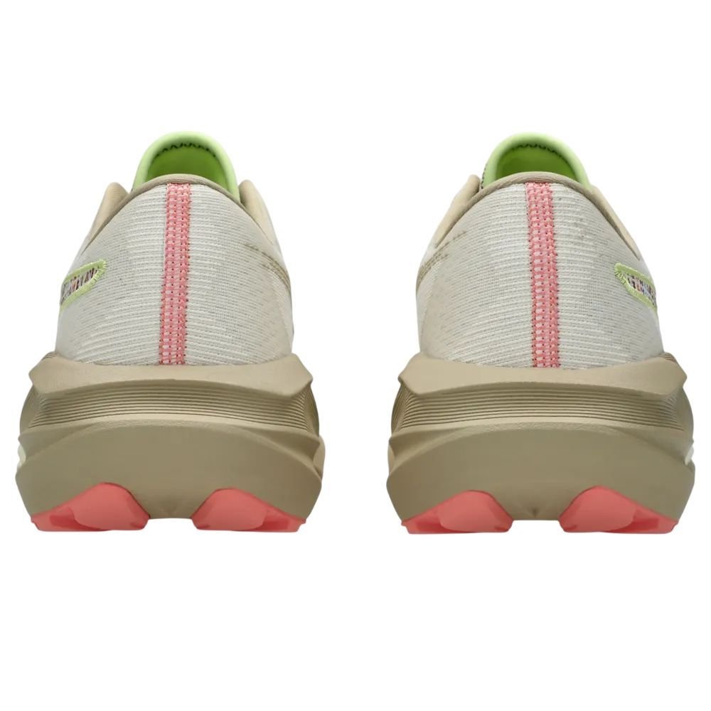 Tênis Asics Novablast 5 Tr Nature Bathi Fem 1012B809-700 Bege/Coral 5