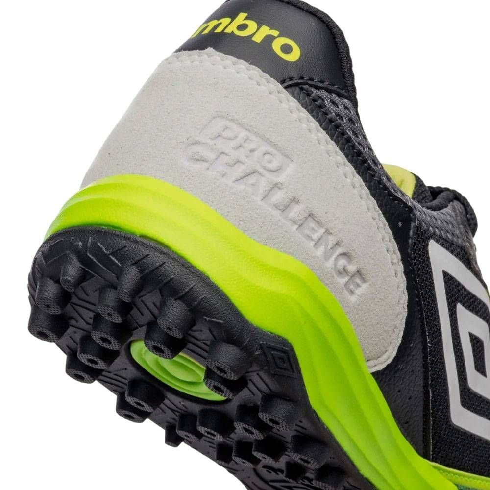 Chuteira Umbro Society Pro Challenge Upt Masc U03FB00328-162 Preto/Verde 4