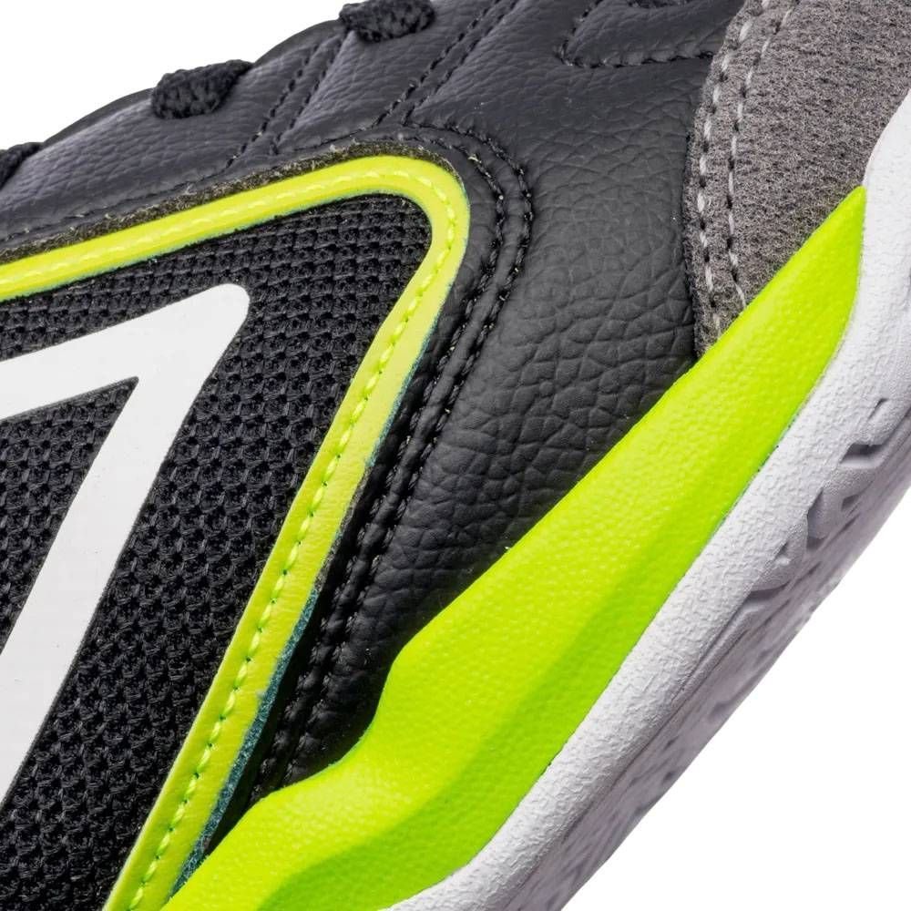 Chuteira Futsal Umbro Pro Challenge Upta Masc U03FB00311-162 Preto/Verde 4