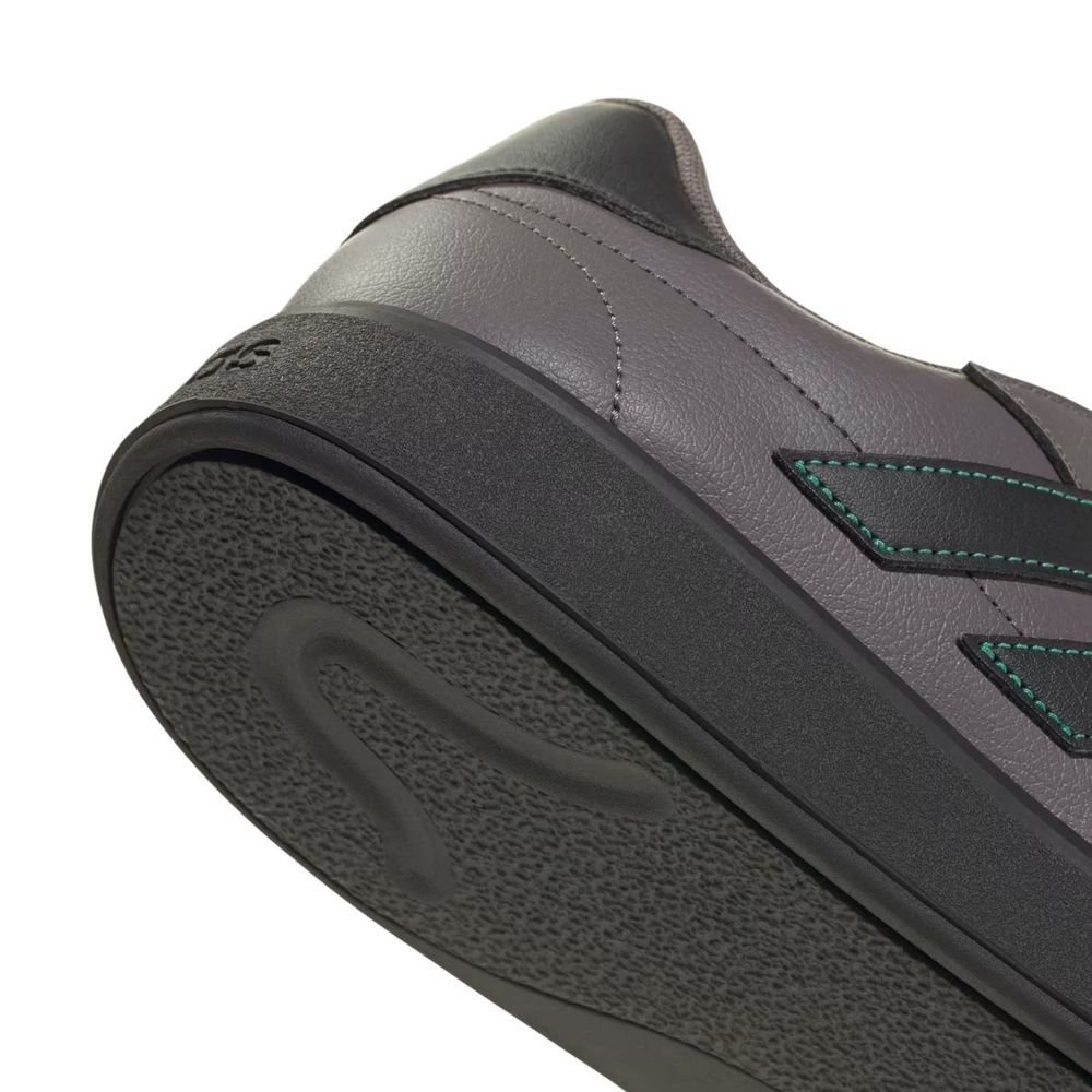 Tênis Adidas Courtblock Masculino JQ8219 Preto/Marrom 7