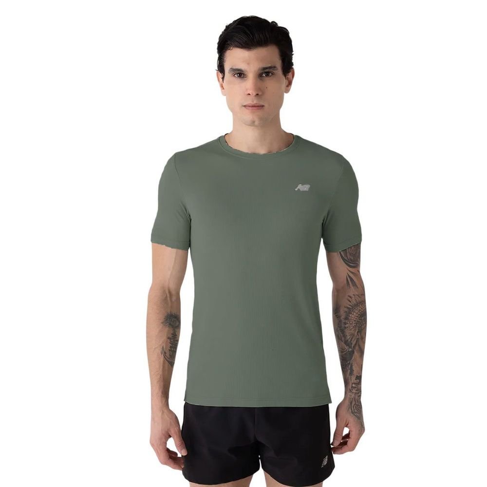 Camiseta New Balance M/C Sport Essentials Masc MT41222B-YST
