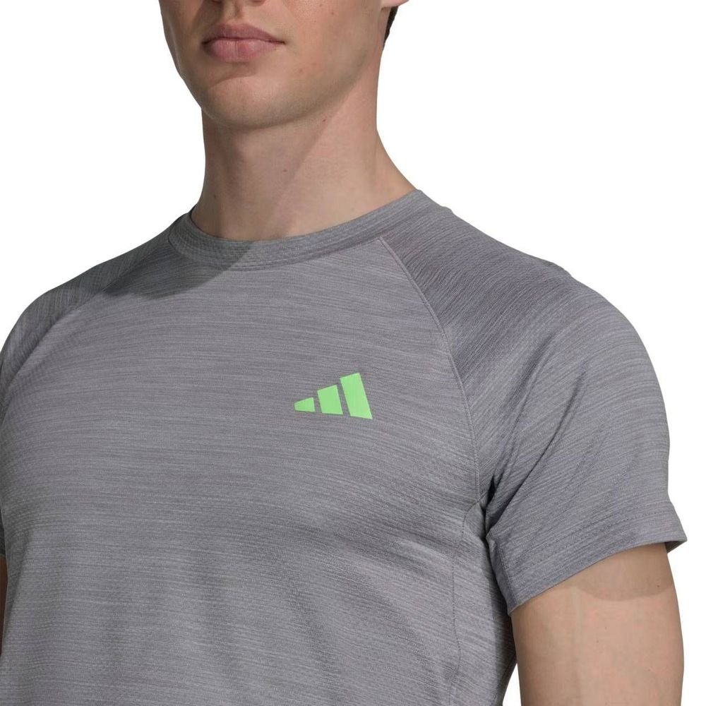 Camiseta Adidas M/C Gym Masculina KA0644 Cinza 4
