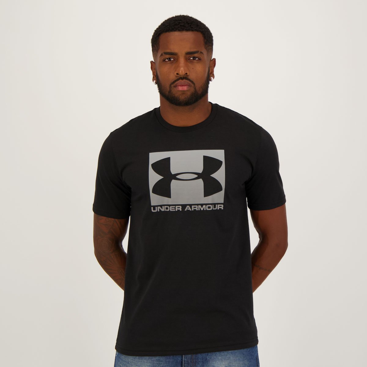 Camiseta Under Armour Boxed Sportstyle Preta e Cinza Cinza 1