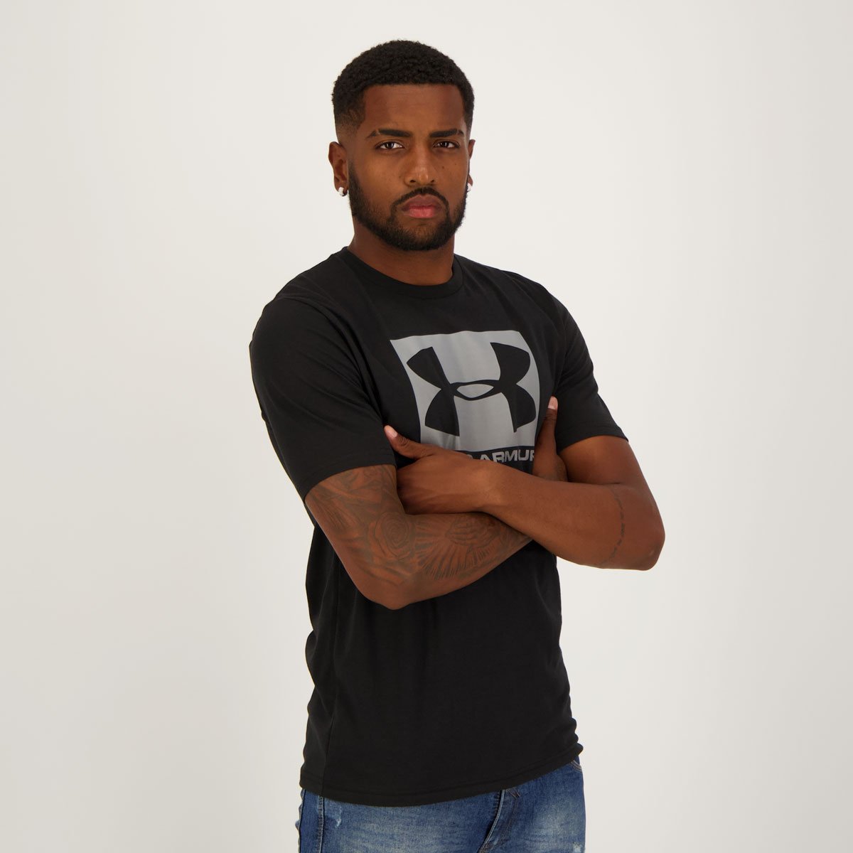Camiseta Under Armour Boxed Sportstyle Preta e Cinza Cinza 5