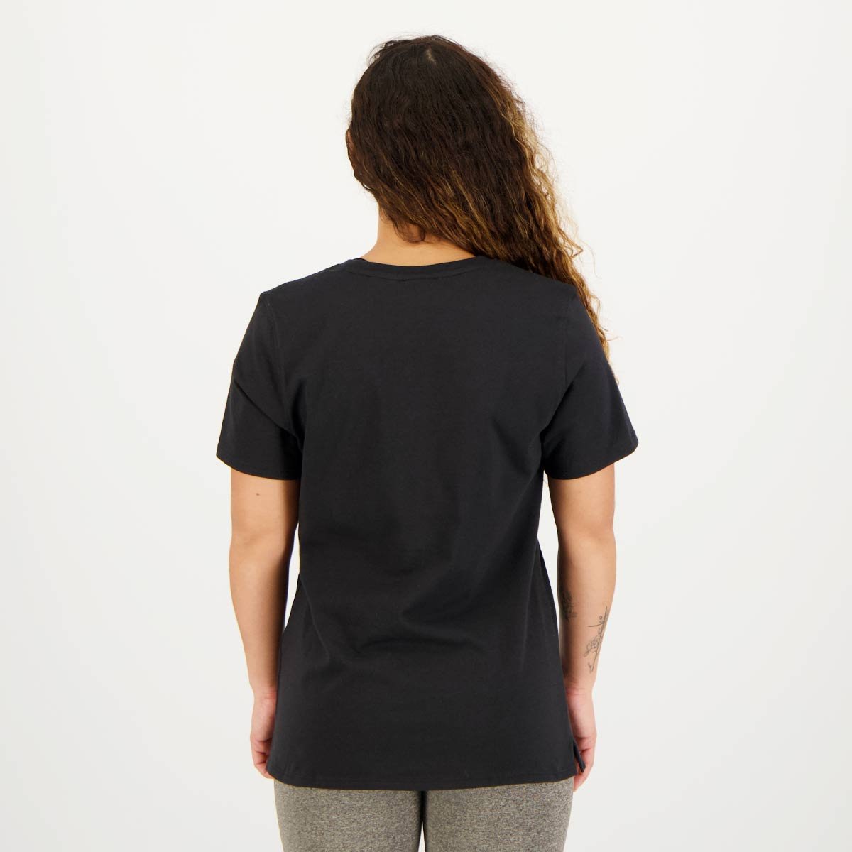 Camiseta Fila Letter Premium Feminina I Preta Preto 3