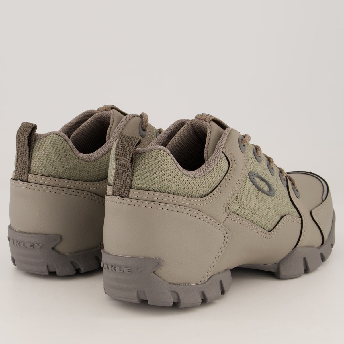 Tênis Oakley Halftrack Low II Cinza Bege 3