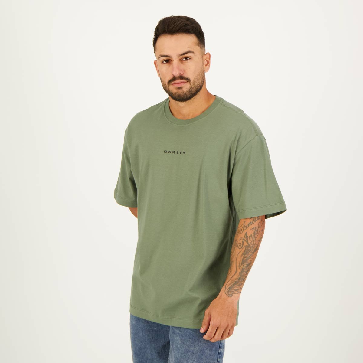 Camiseta Oakley Digi Skull Verde - Camisa e Camiseta Esportiva - Magazine  Luiza