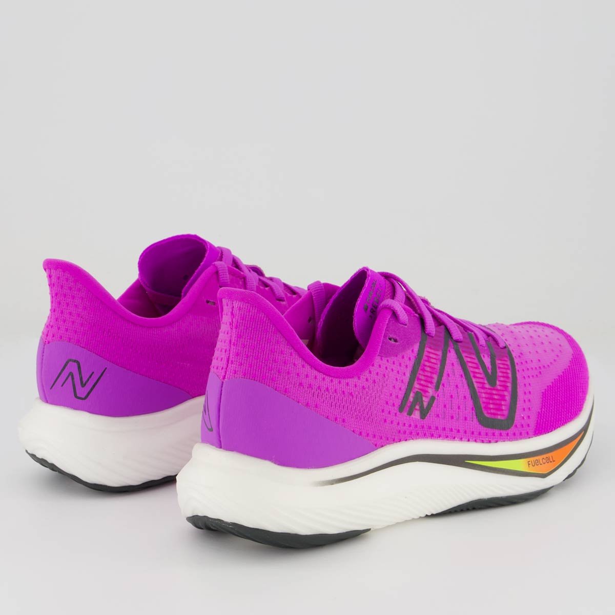 Tênis New Balance Fuelcell Rebel V3 Feminino Roxo Roxo 3