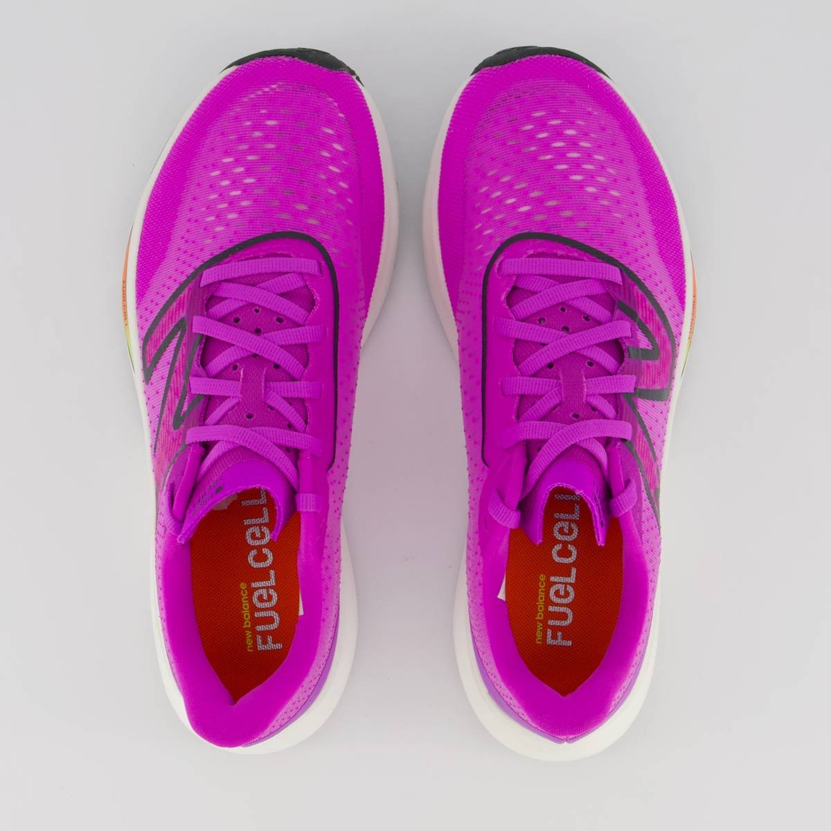 Tênis New Balance Fuelcell Rebel V3 Feminino Roxo Roxo 4