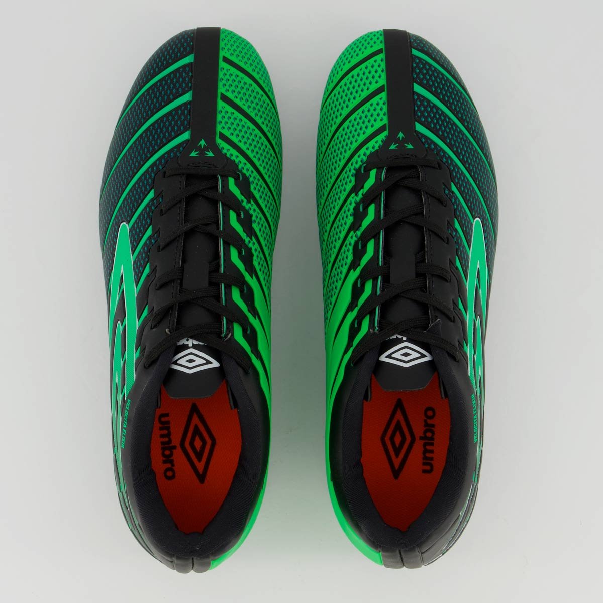 Chuteira Umbro Velocita Elixir Club Masculino 2836 Verde 4