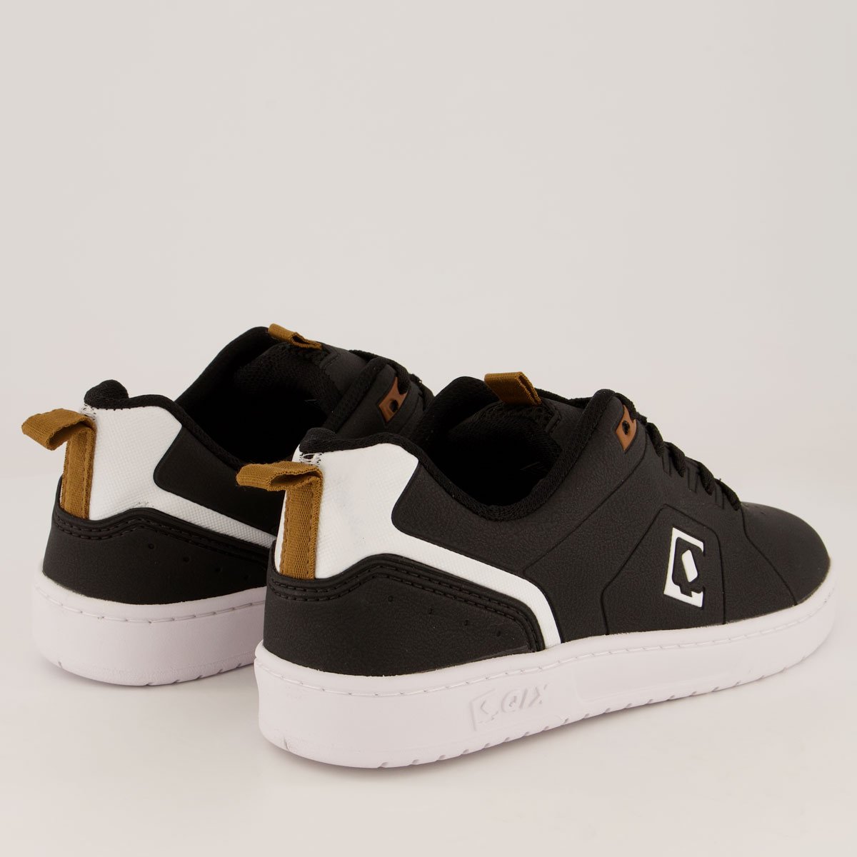 Tênis Qix Smash Preto e Branco Preto 3
