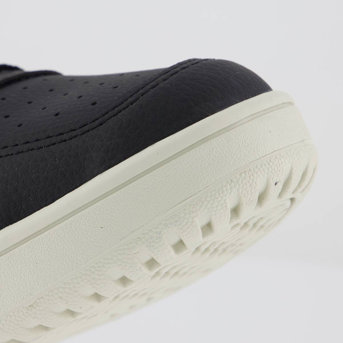 Tênis Fila ACD Classic Preto e Cinza Claro Preto 8