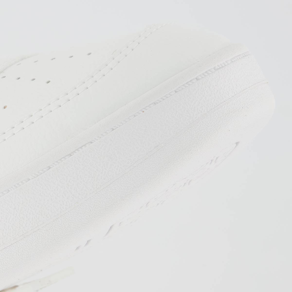 Tênis Puma Caven 2.0 BDP Feminino Branco e Prata Branco 7
