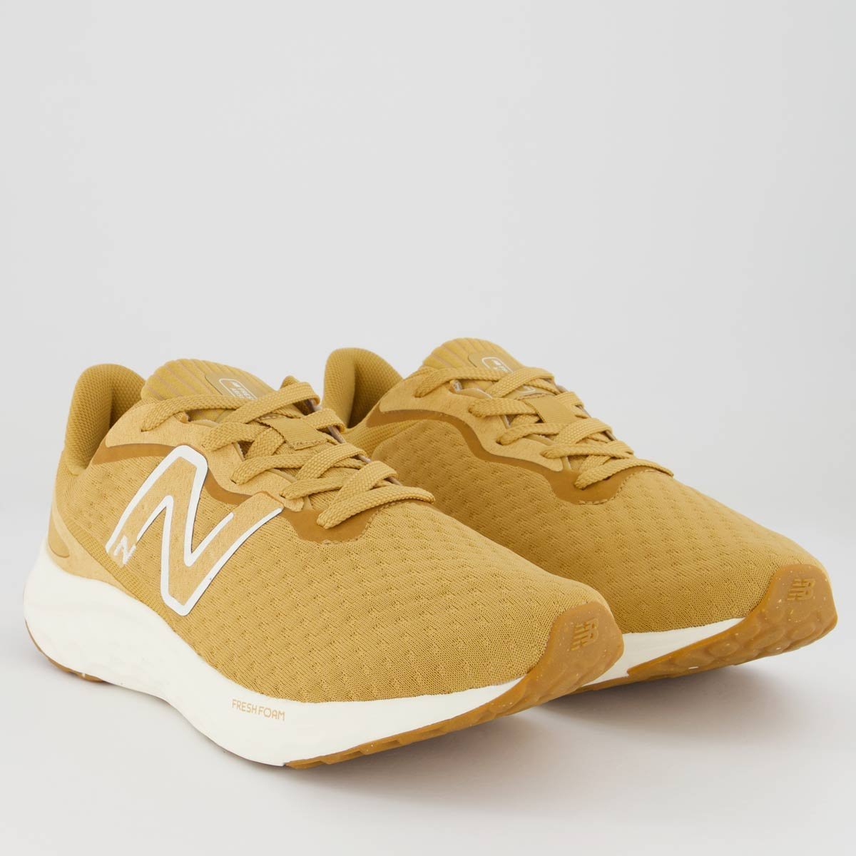 Tênis New Balance Fresh Foam Arishiv4 Feminino Mar Marrom/Branco 2