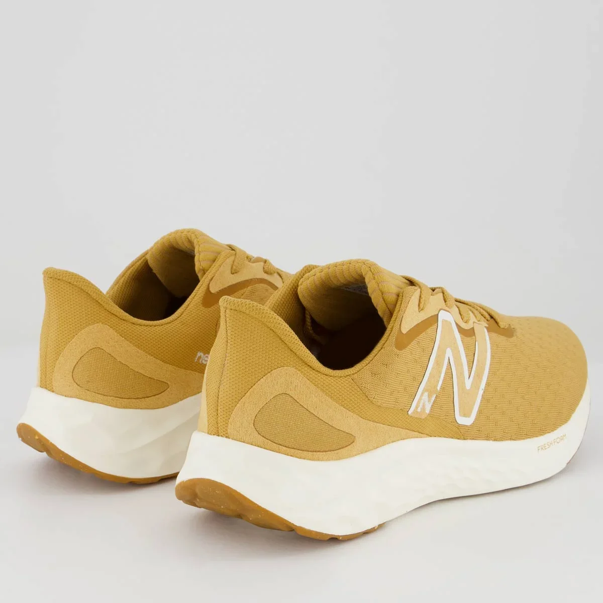 Tênis New Balance Fresh Foam Arishiv4 Feminino Mar Marrom/Branco 3