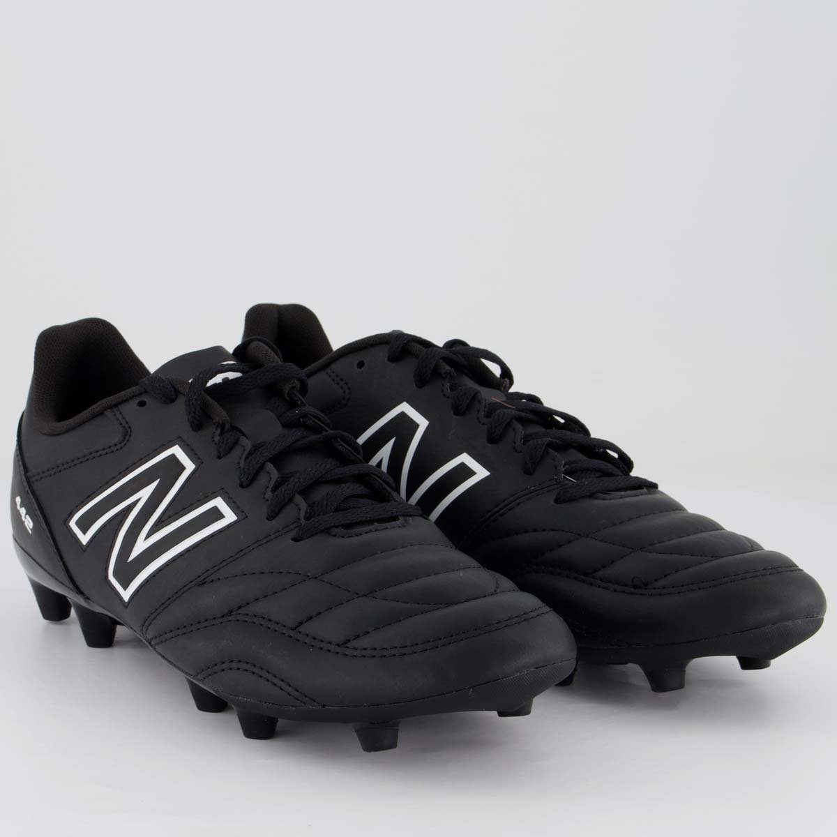 Chuteira New Balance 442 V2 Academy FG Campo Preta Preto
