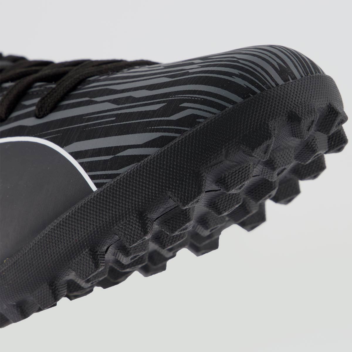 Chuteira Puma Rapido III TT BDP Society Preta e Cinza Preto/Cinza 8