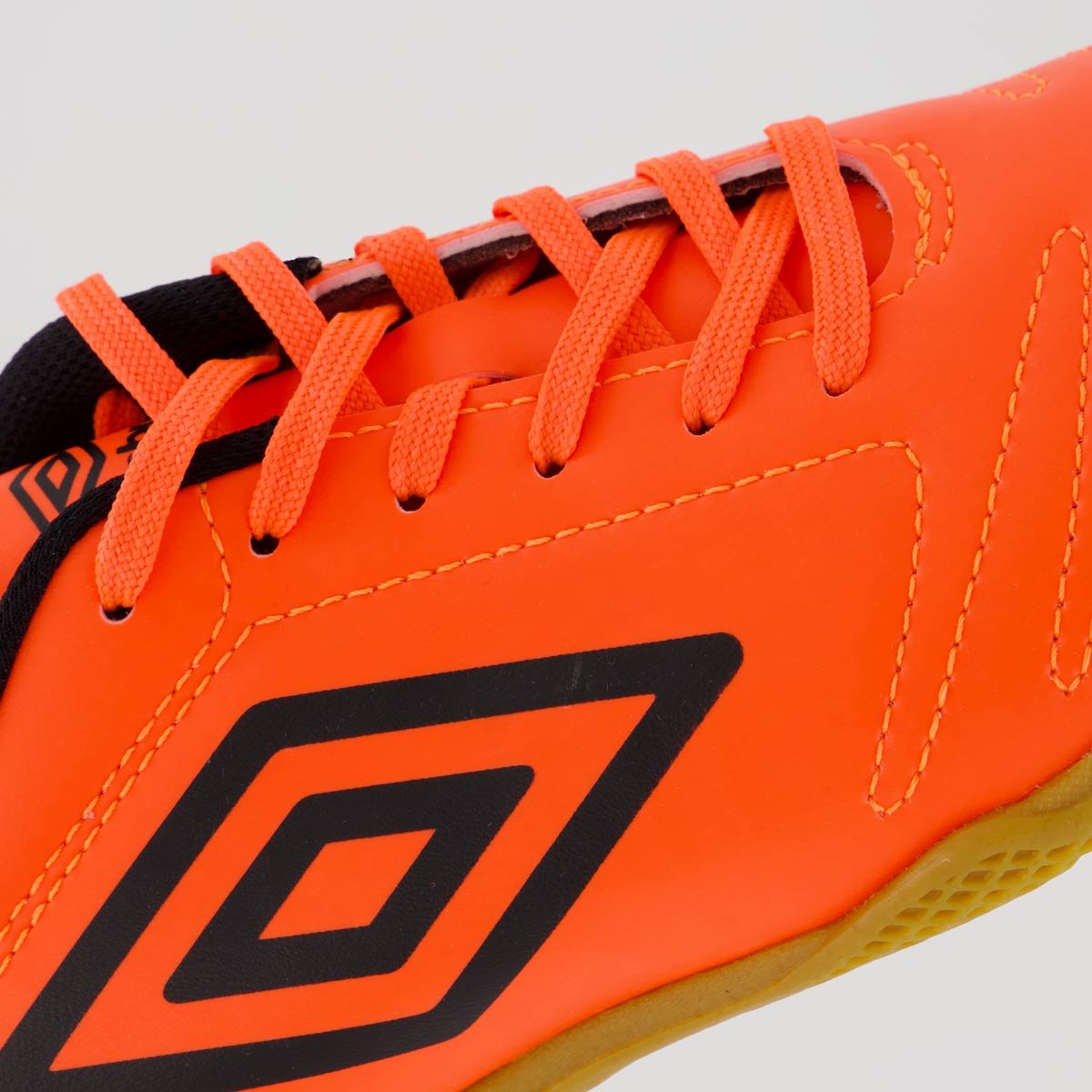 Chuteira Umbro Class Futsal Coral Laranja 7