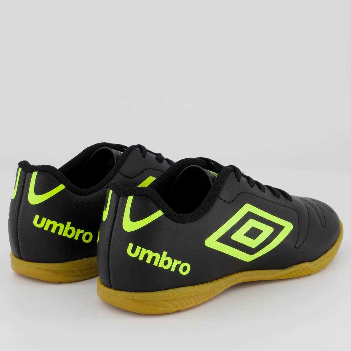 Chuteira Umbro Class 2.2 Futsal Juvenil Preta e Verde Preto 1