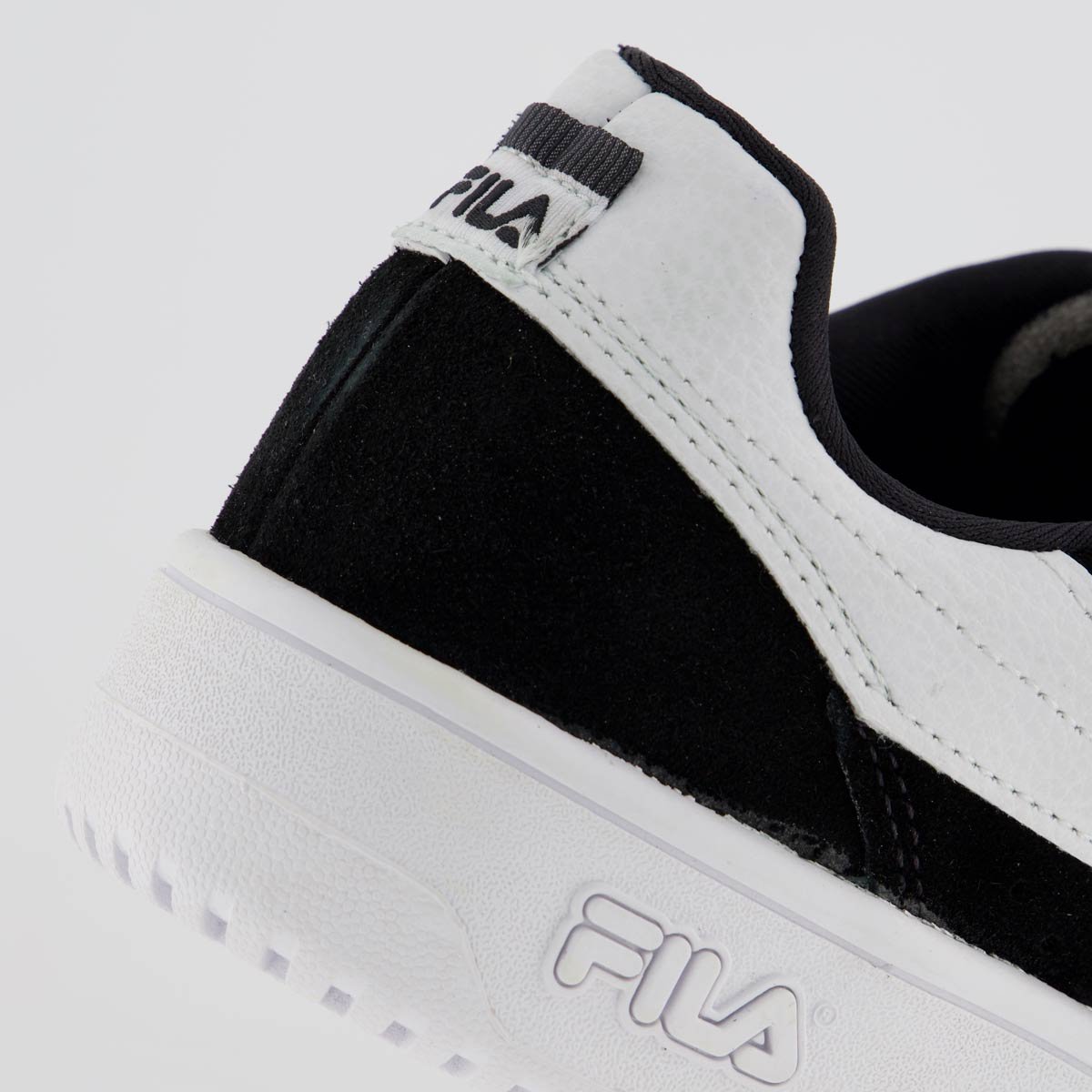 Tênis Fila ACD Classic SE Feminino Preto e Branco Preto 6